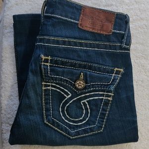 Like new size 26 X 32 I had them altered